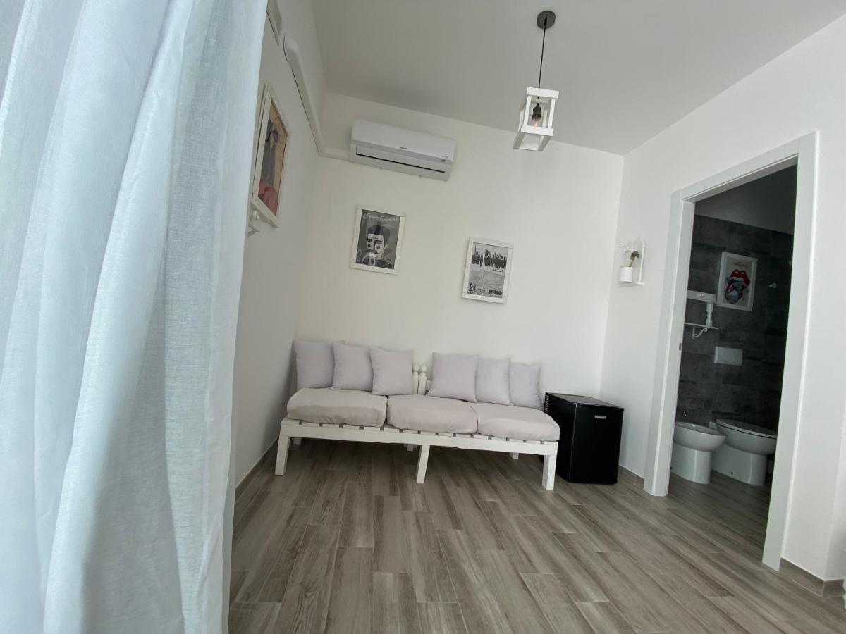 Bed and Breakfast La casa di Nina Lecce Esterno foto