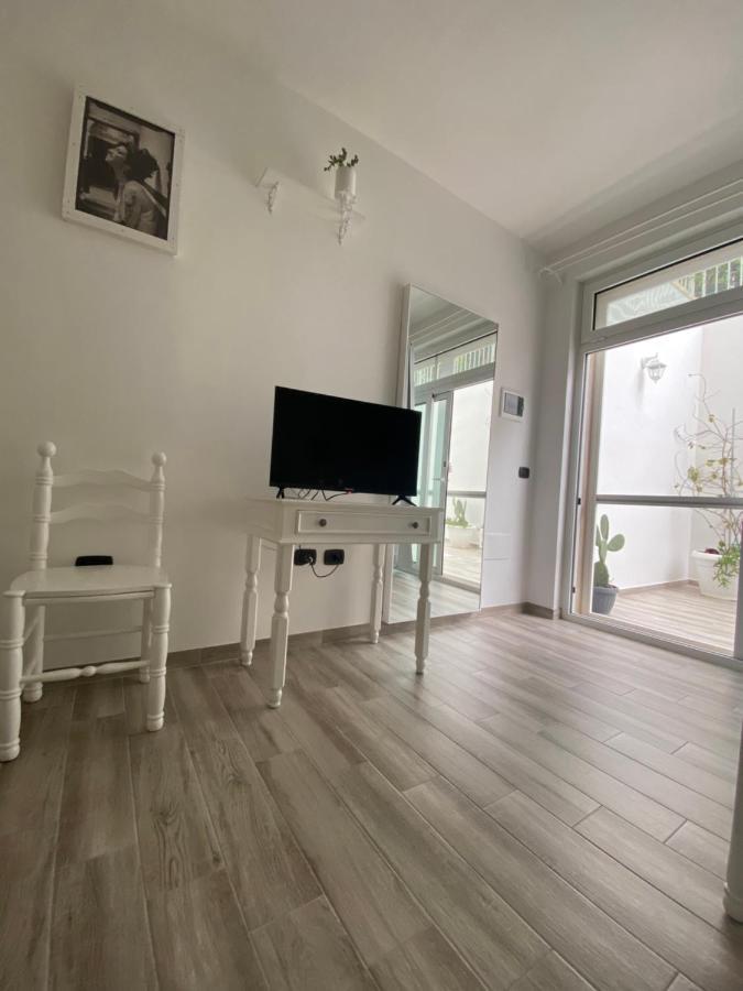 Bed and Breakfast La casa di Nina Lecce Esterno foto
